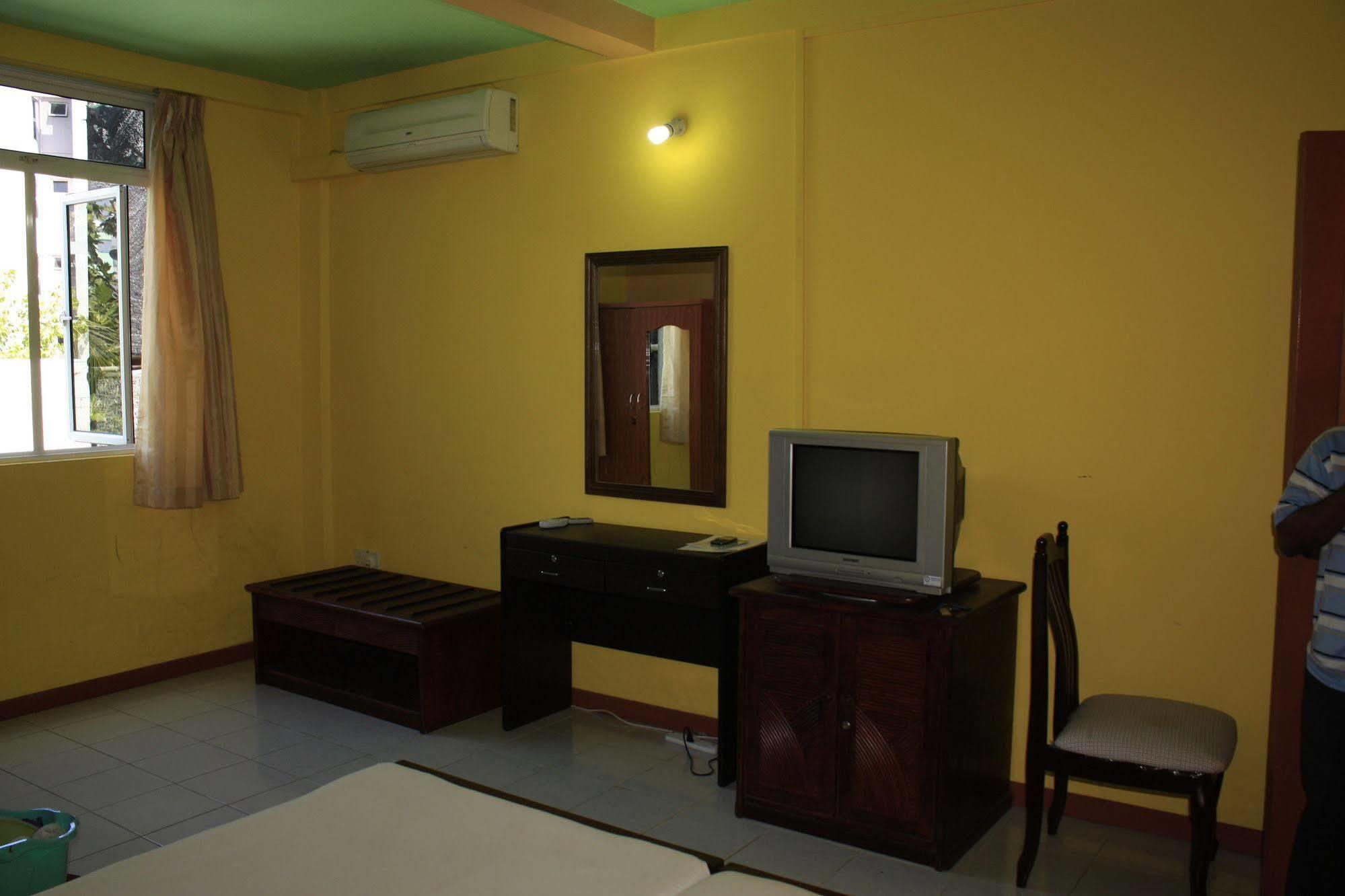 The Park House Hotel Male Ngoại thất bức ảnh