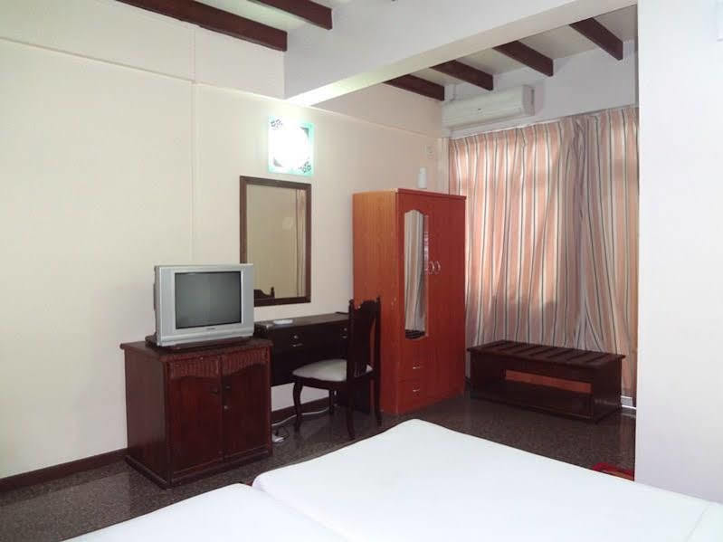 The Park House Hotel Male Ngoại thất bức ảnh